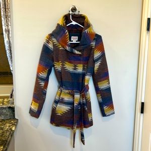 Gorgeous!  Sylish! Multi colored Vintage coat.